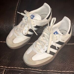 EUC Little Kid’s Adidas Samba OG